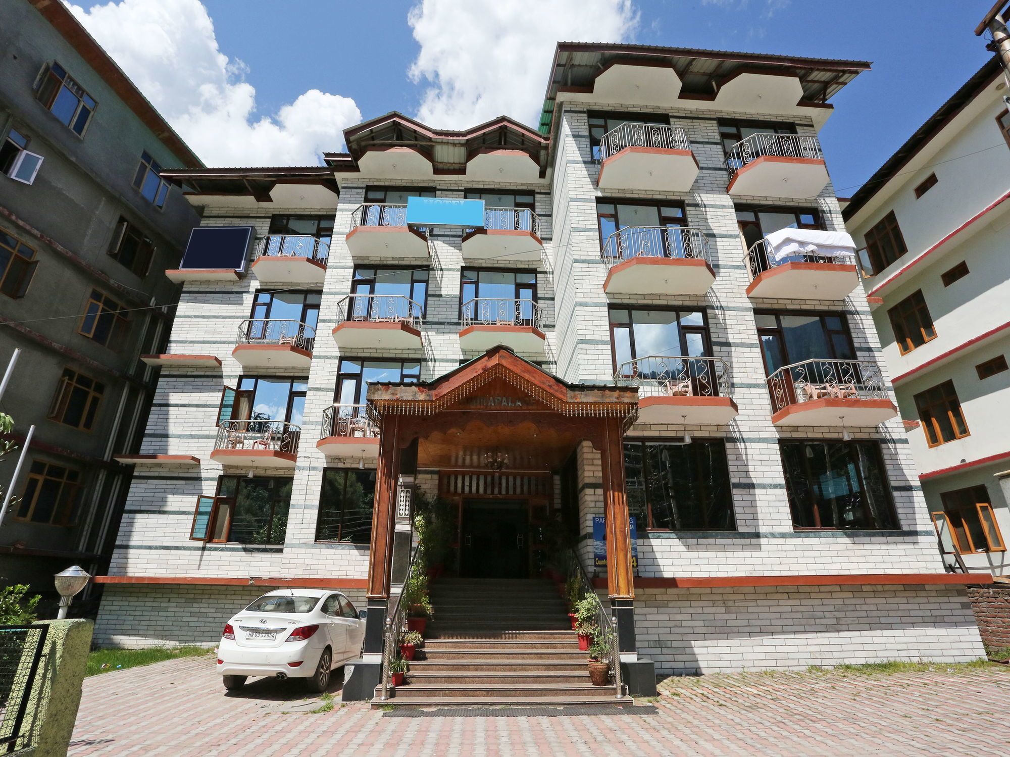 Oyo 9684 Hotel Rudra Palace Manali  Exterior photo
